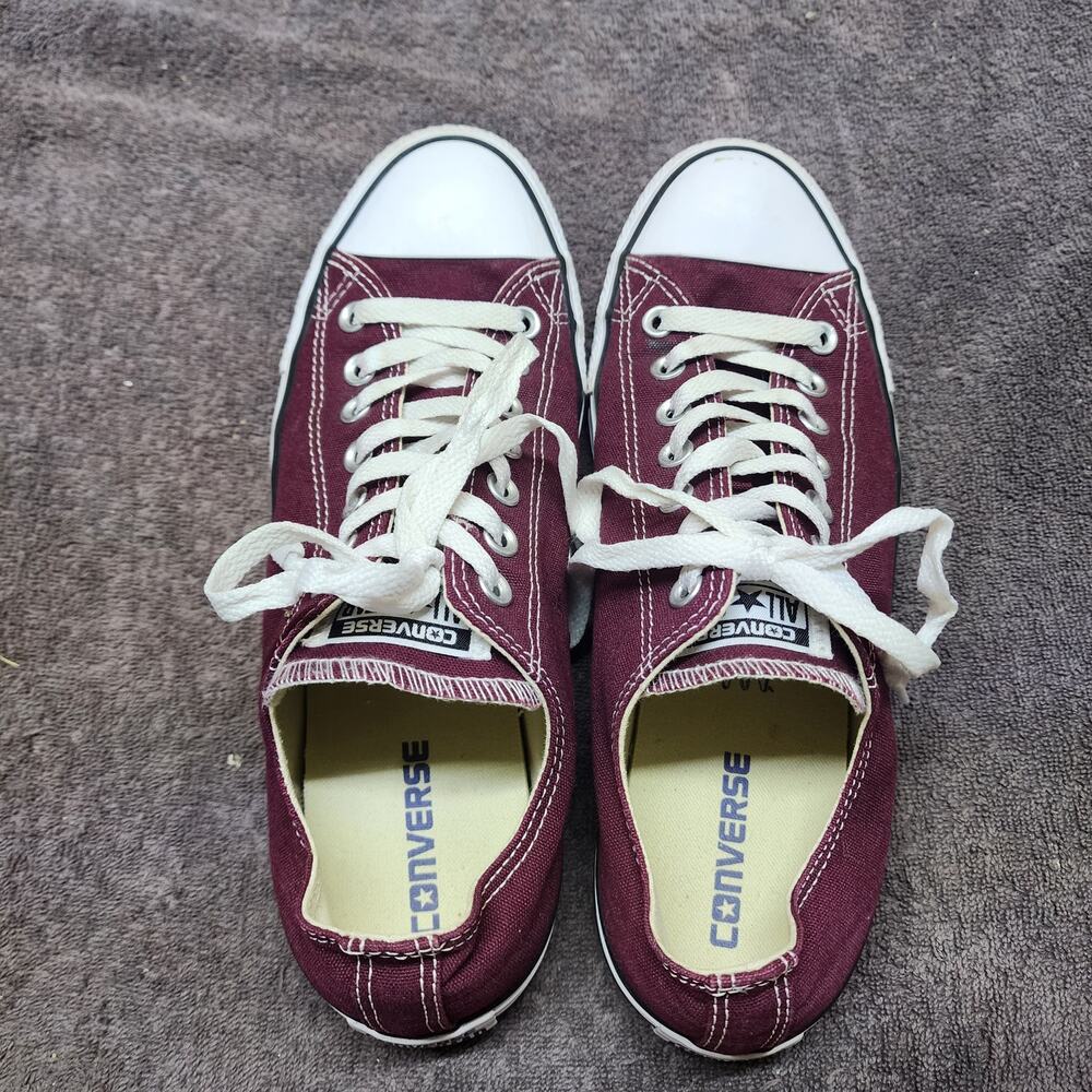 Converse All Stars low top Maroon burgundy shoes Men size 9 b53